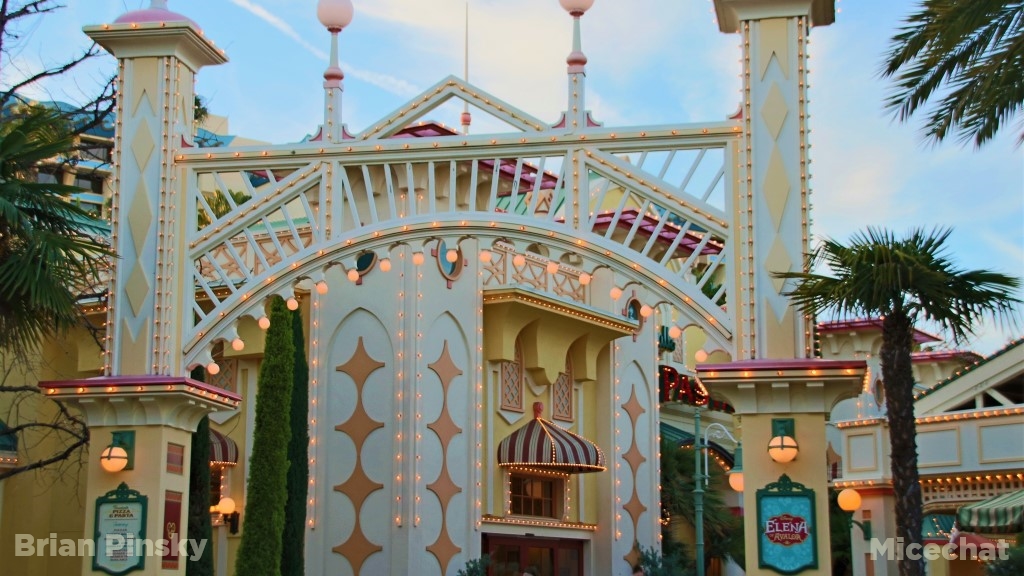 , Disney California Adventure Update – Marvel Up, Christmas Down