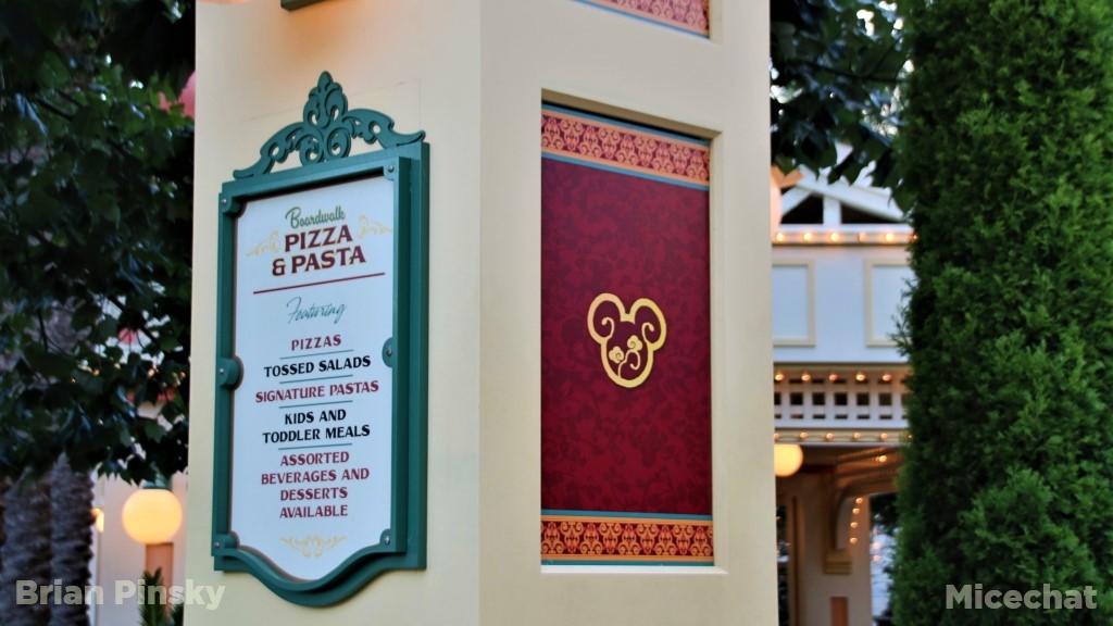 , Disney California Adventure Update – Marvel Up, Christmas Down