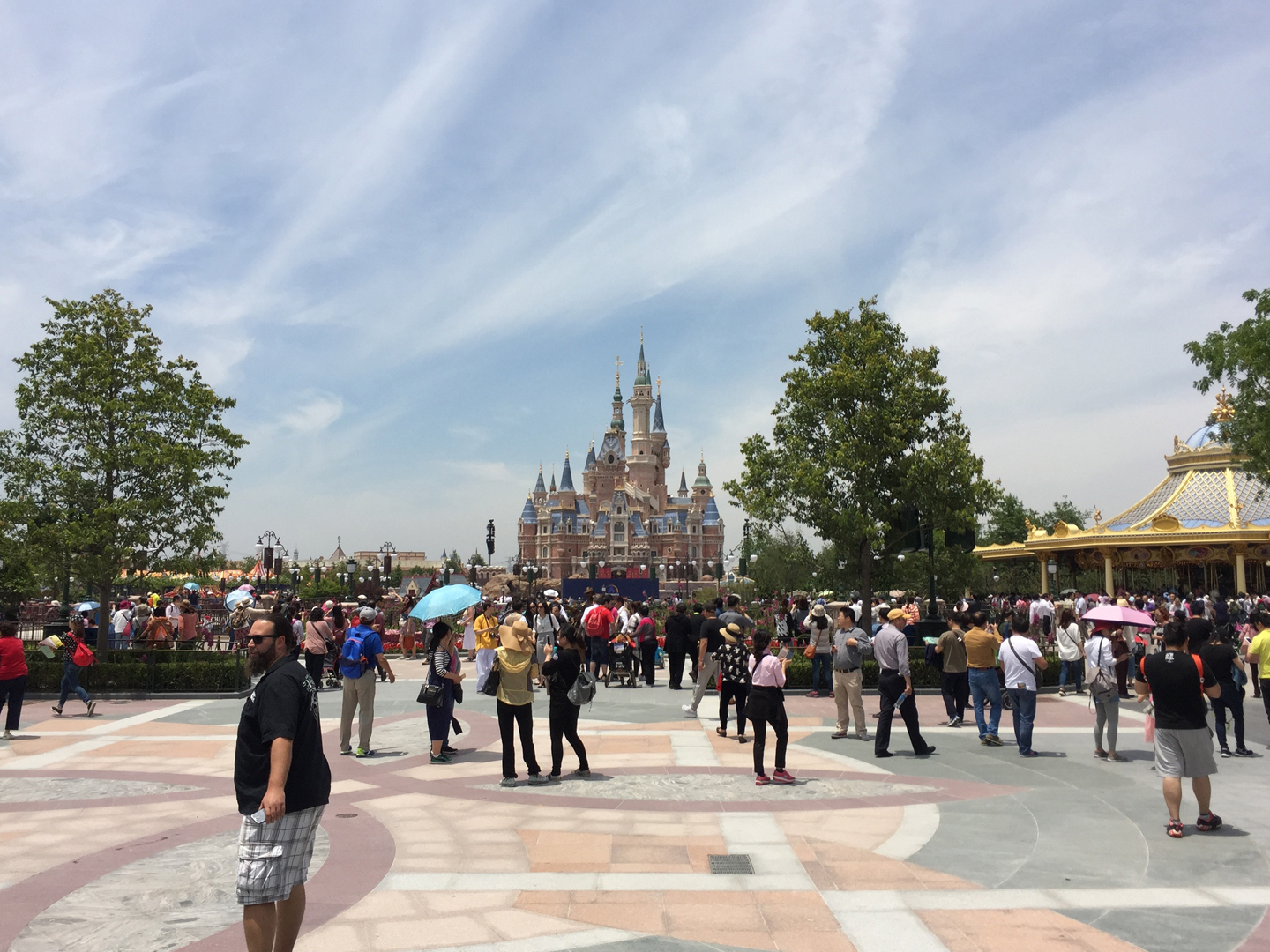 Disneyland Closure, BREAKING NEWS: Tokyo Disneyland Extends Closure for Third Time