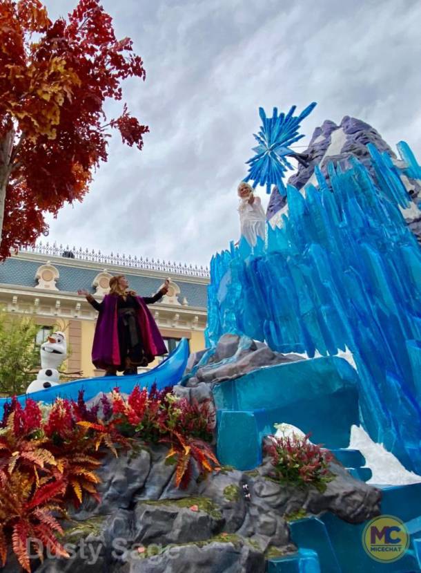 Magic Happens Parade, Disneyland&#8217;s Magic Happens Parade Returns &#8211; Essential Guide!