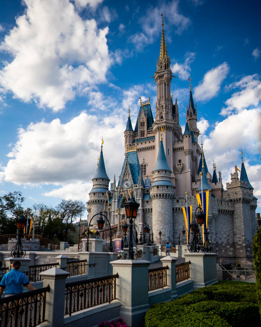 , New Blue For You &#8211; Magic Kingdom Castle Makeover in Detail