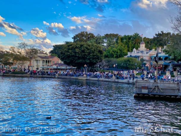 , Disneyland Update: New Parade, Food, & Chewie This Week!