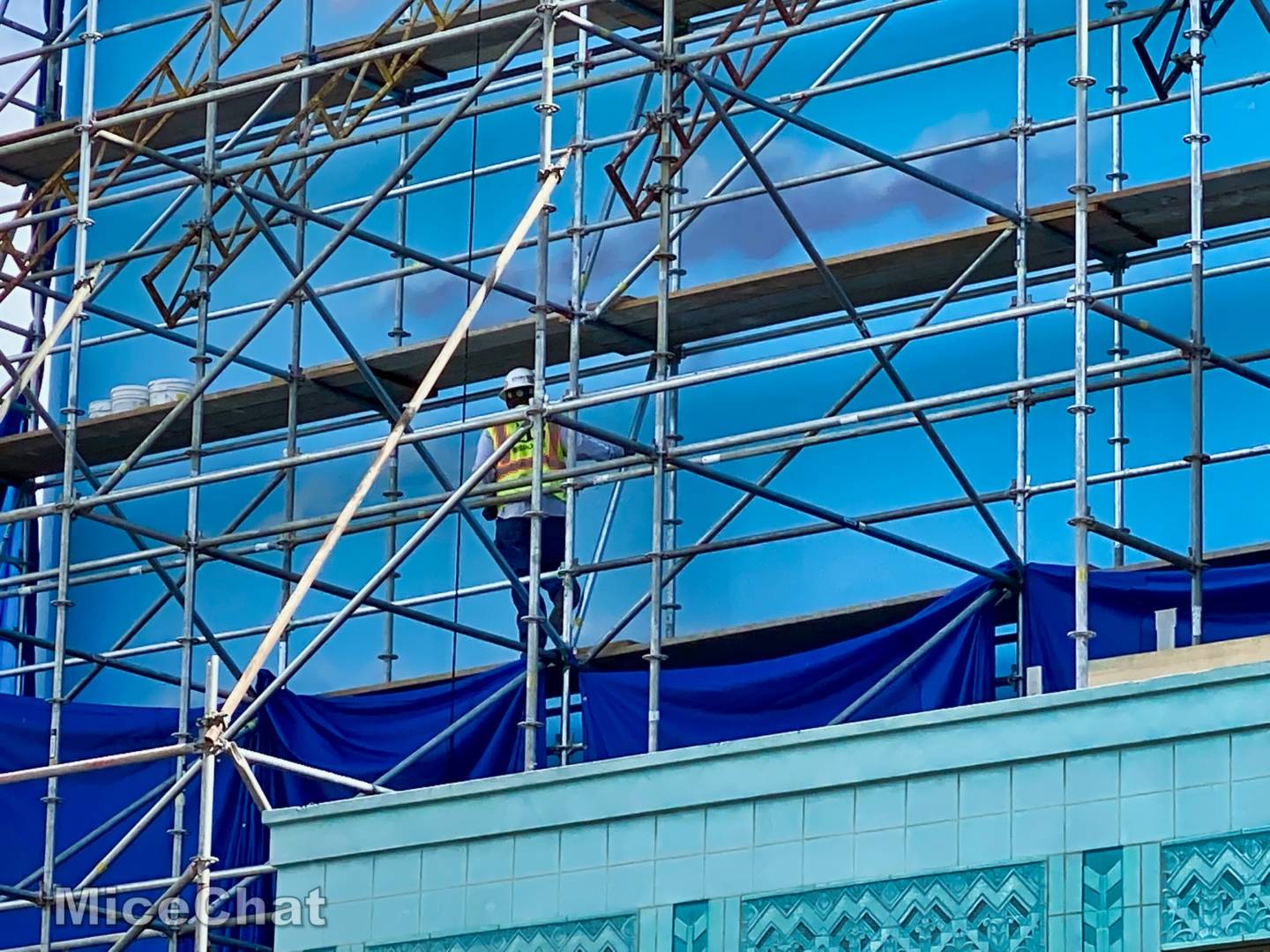 , Disneyland Update – Parade Magic (or Tragic) & Food Too