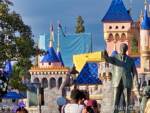 Disneyland-news-Fantasyland-Snow-white-castle-3
