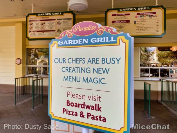 , Disneyland Update: New Parade, Food, & Chewie This Week!