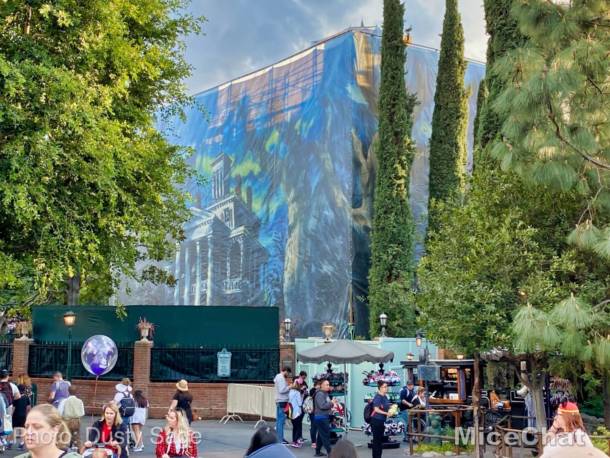 , Disneyland Update: New Parade, Food, & Chewie This Week!