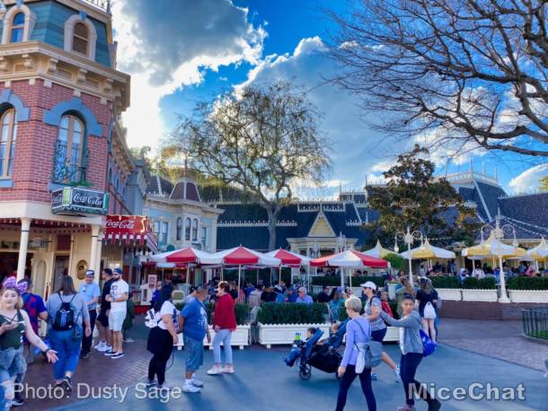 , Disneyland Update: New Parade, Food, & Chewie This Week!