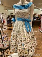 Disneyland-news-Merch-Dress-Shop-4