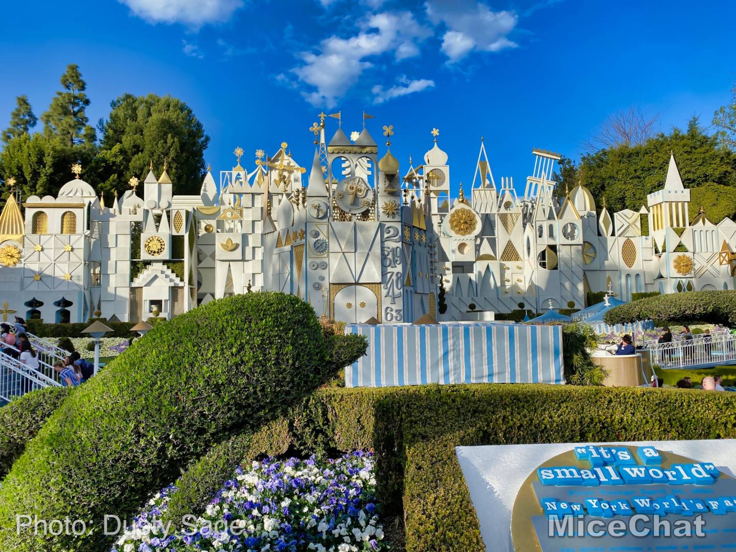 , Disneyland Update: New Parade, Food, & Chewie This Week!