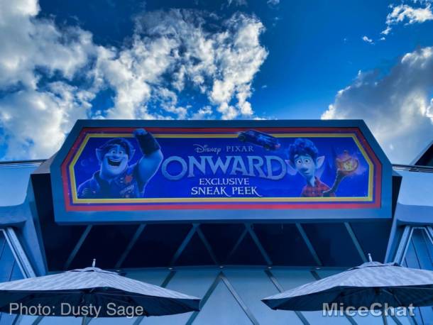 , Disneyland Update: New Parade, Food, & Chewie This Week!