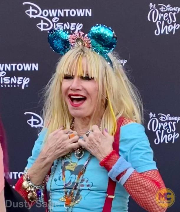 , Disneyland Update: New Parade, Food, & Chewie This Week!