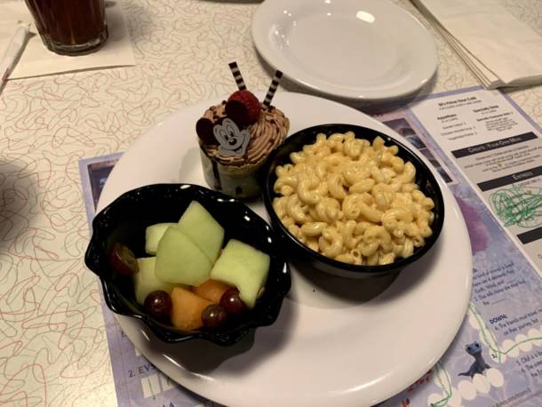 , 50’s Prime Time Cafe: A Dining Experience Where Family Comes Included