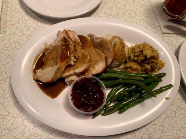 , 50’s Prime Time Cafe: A Dining Experience Where Family Comes Included