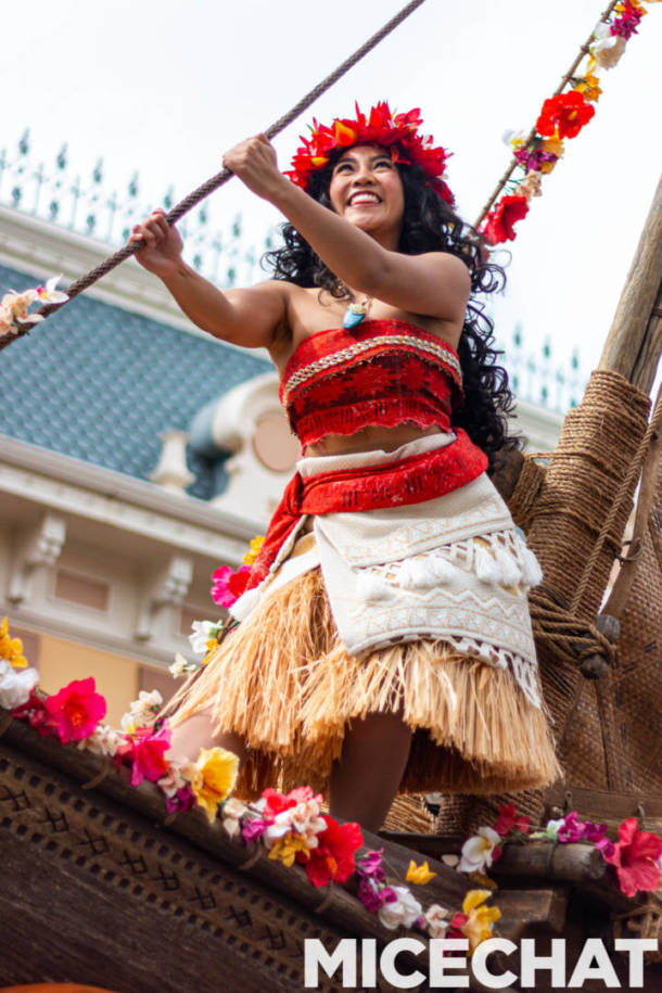 Magic Happens Parade, Disneyland’s Magic Happens Parade Returns – Essential Guide!