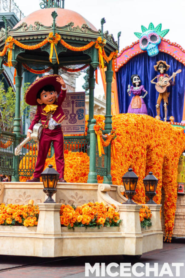 Magic Happens Parade, Disneyland’s Magic Happens Parade Returns – Essential Guide!