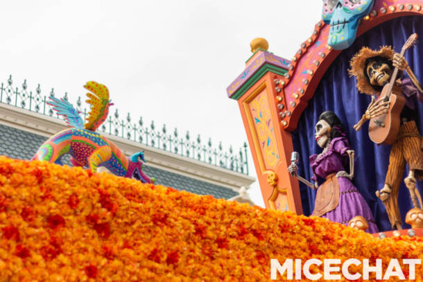 Magic Happens Parade, Disneyland&#8217;s Magic Happens Parade Returns &#8211; Essential Guide!