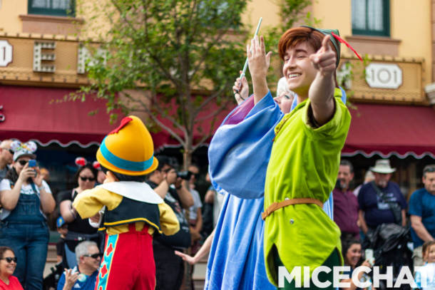 Magic Happens Parade, Disneyland’s Magic Happens Parade Returns – Essential Guide!