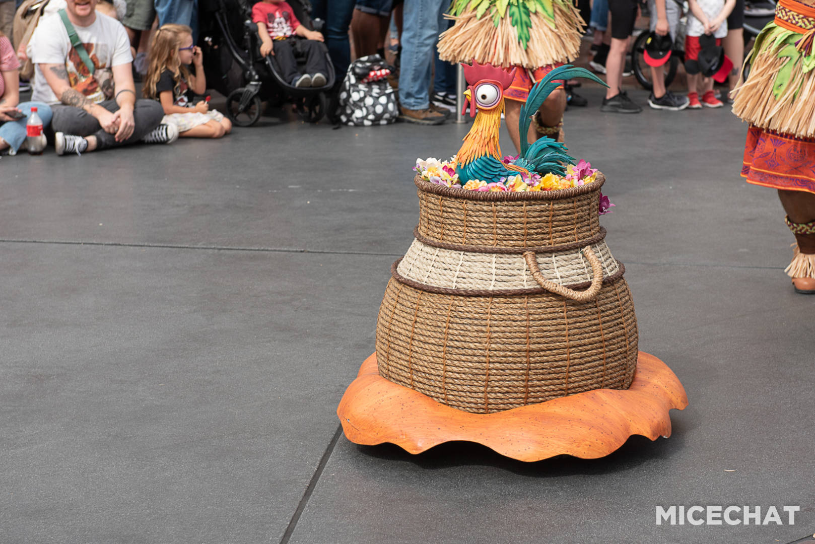 Magic Happens Parade, Disneyland’s Magic Happens Parade Returns – Essential Guide!