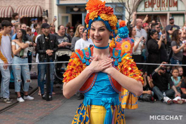 , Disneyland Update &#8211; Parade Magic (or Tragic) &#038; Food Too