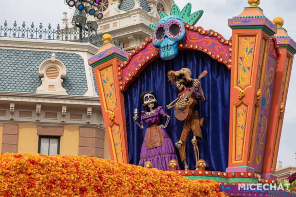 , Disneyland Update – Parade Magic (or Tragic) & Food Too