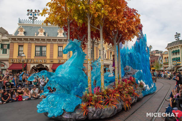 , Disneyland Update &#8211; Parade Magic (or Tragic) &#038; Food Too