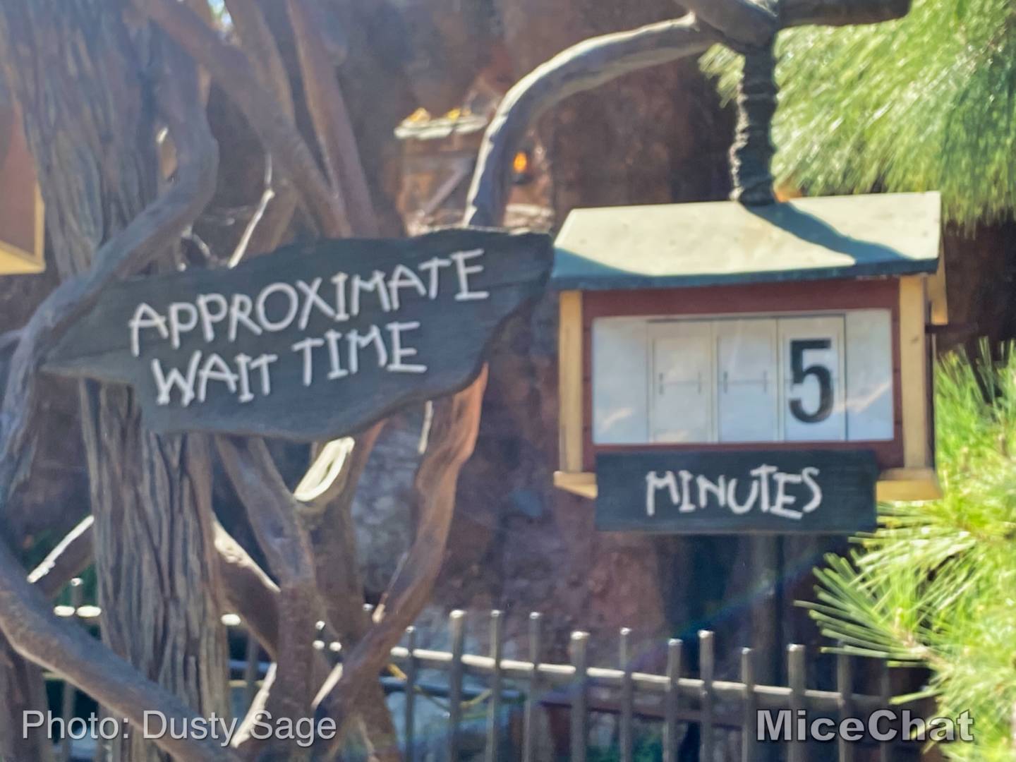 , Your Essential Guide to Disneyland Tickets, Park Reservations, Tips, and Planning!