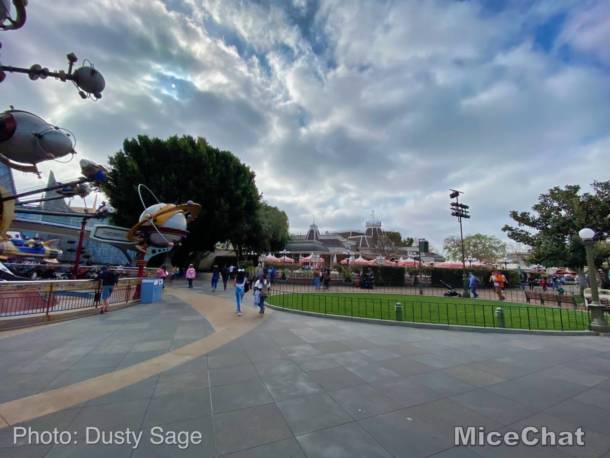 , Disneyland Update – Spring Fling and Virus Things