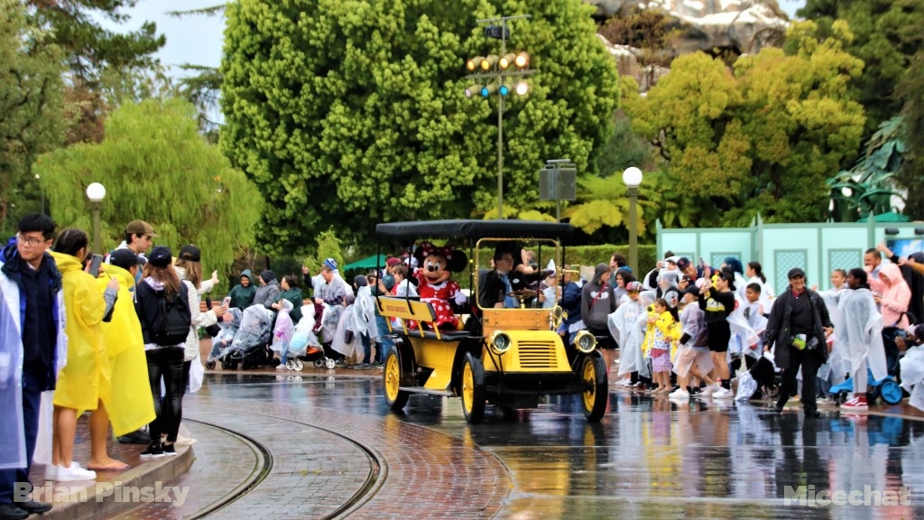 , Disneyland News Update – The Unthinkable Happens