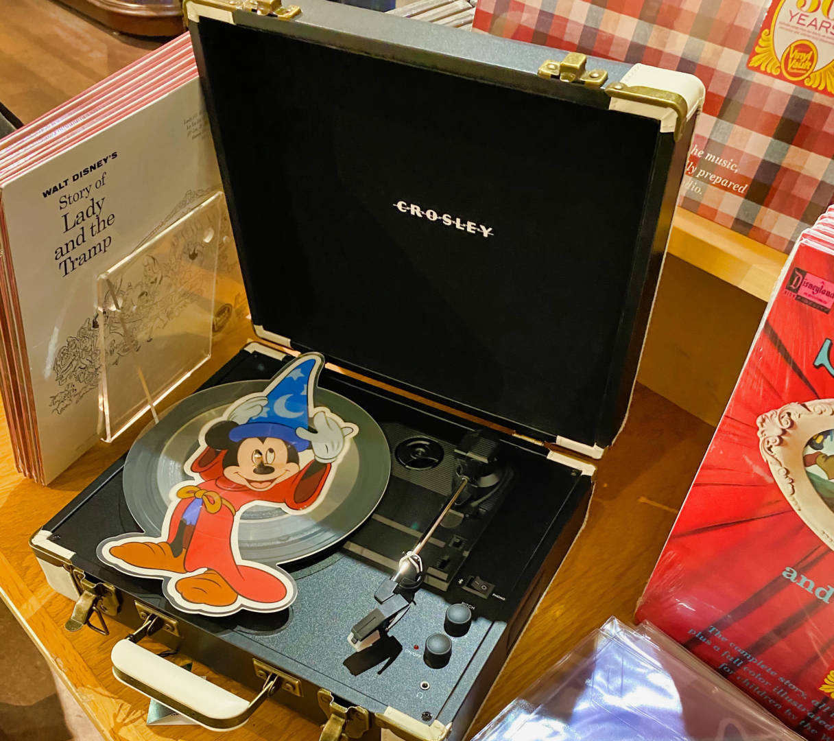 D23 member Event: Inside the Walt Disney Archives