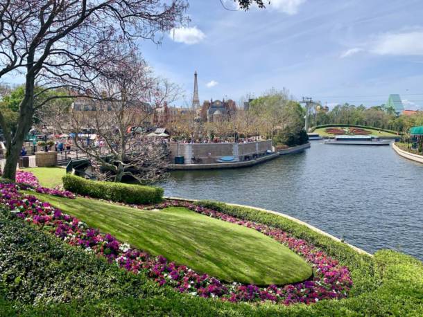 Epcot Flower and Garden, EPCOT Blooms Again for Flower & Garden Festival 2020!