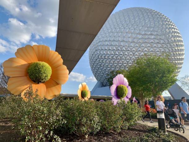 Epcot Flower and Garden, EPCOT Blooms Again for Flower &#038; Garden Festival 2020!