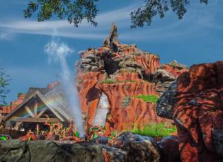 Ten Minutes of Magic – Splash Mountain Drop at Walt Disney World