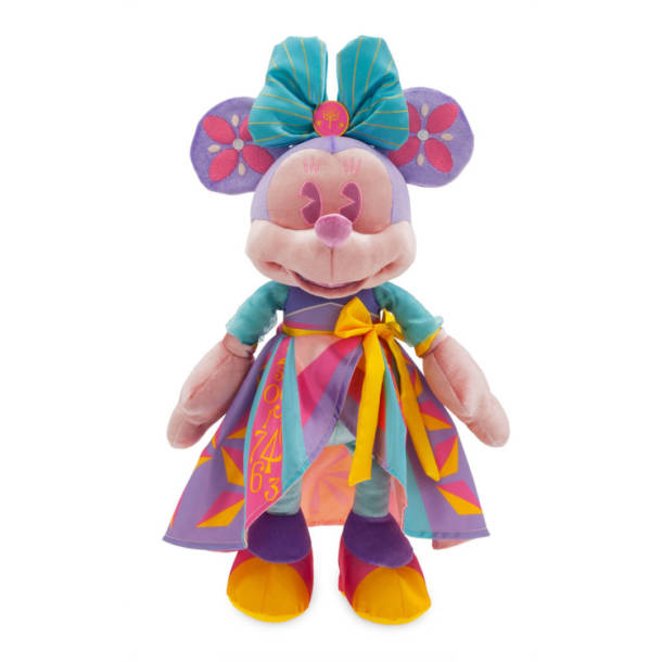 The Minnie plush from the Minnie Mouse: The Main Attraction It's a Small World collection
