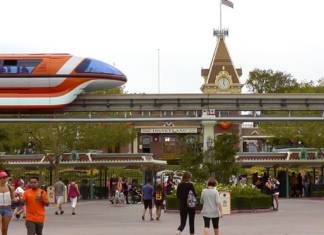 Ten Minutes of Magic – Disneyland’s Gateway to Magic
