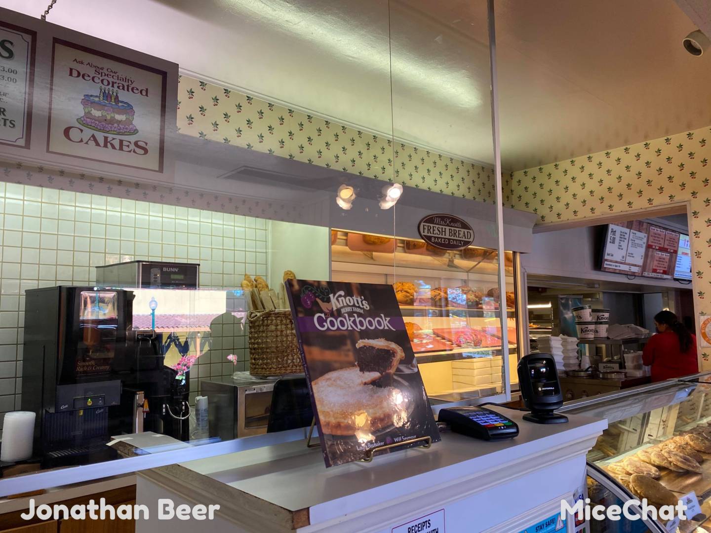 Chicken-To-Go, Knott&#8217;s Berry Farm Chicken-To-Go Has Reopened!