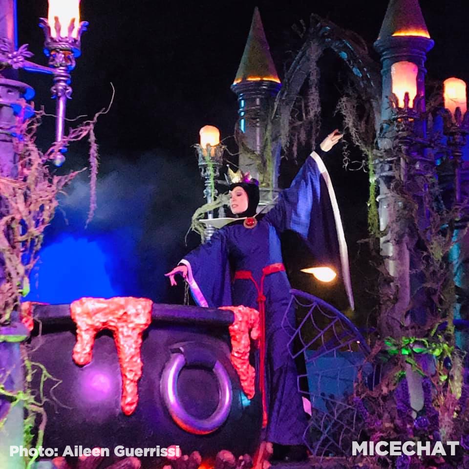 , Disneyland Update &#8211; Embracing The Spooky Season