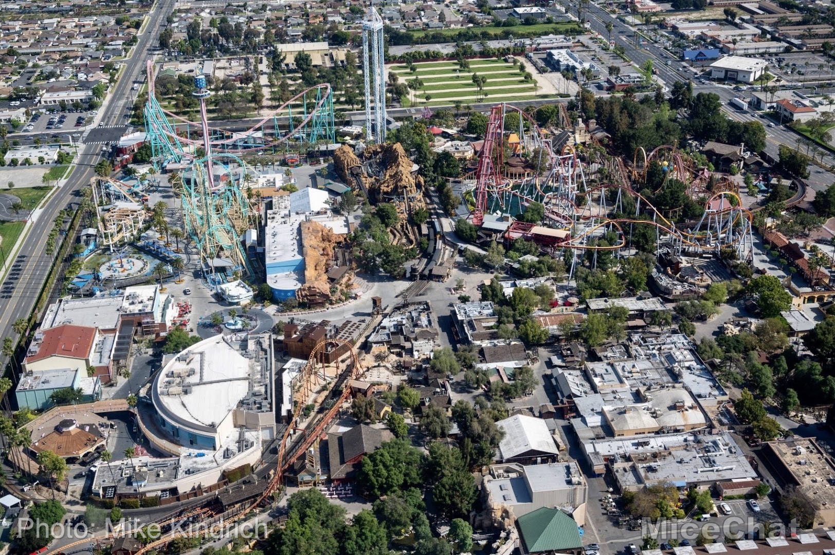 , Disneyland Update! Bright Suns At Last