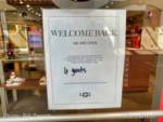 Disneyland News-Orlando-Opening-Mall-UGG-6-Guests