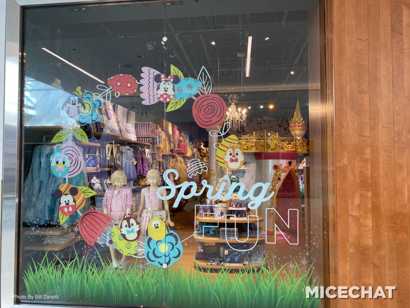 Disney store, Calling All Shoppers: Disney Store Announces Reopening Plans!