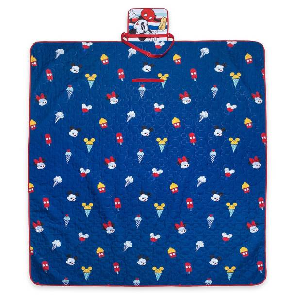 , Summer’s Calling! Enjoy the Sun with New Disney Merchandise