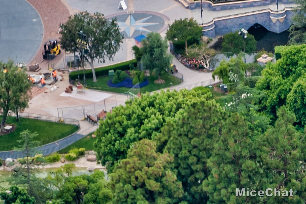 , Disneyland Update! Splash Down, Closures & New Aerial Photos