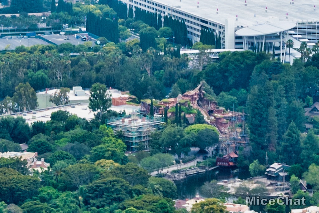 , Disneyland Update! Splash Down, Closures & New Aerial Photos