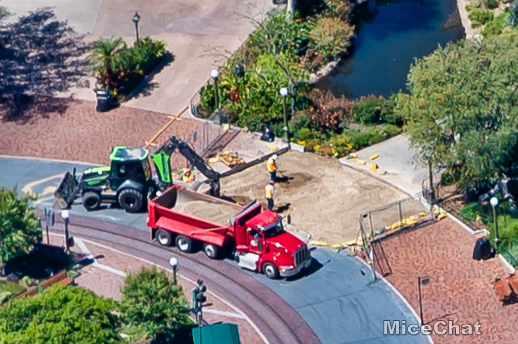 , Disneyland Update &#8211; Reopening Questions, Aerial Photos, Splash Concerns