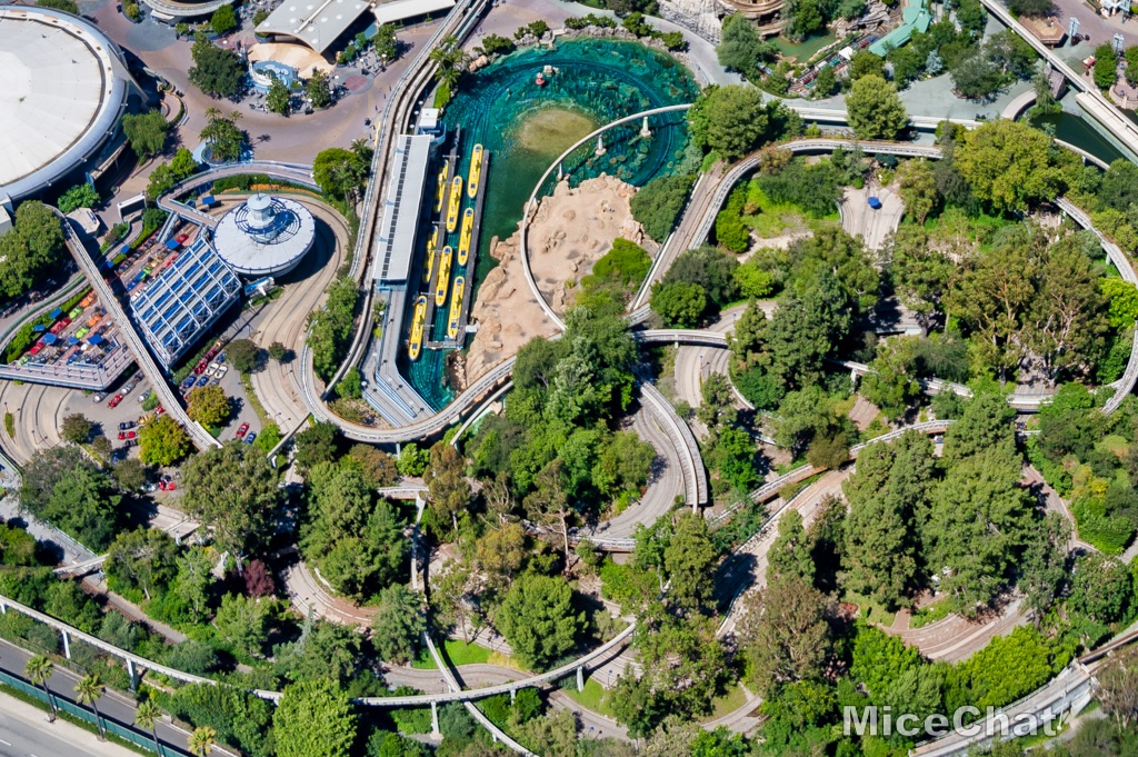 , Disneyland Update &#8211; Reopening Questions, Aerial Photos, Splash Concerns