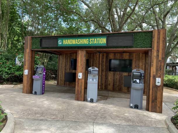 , Busch Gardens Tampa Reopens with a Few Hiccups