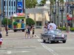 Universal-Orlando-Marilyn-monroe-car