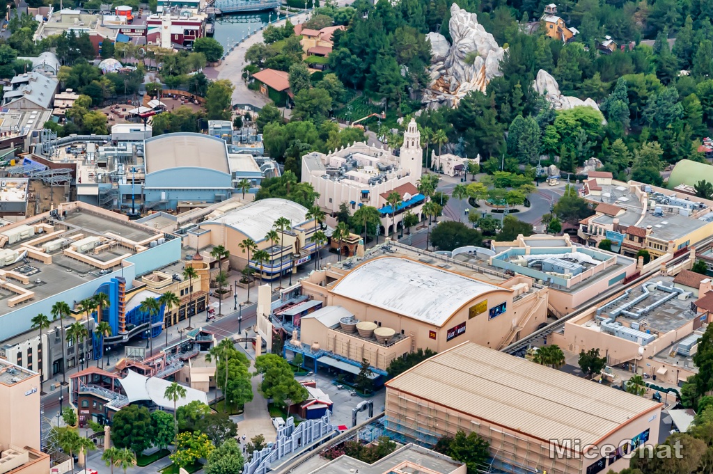 , Disneyland Update – It’s Beginning to Look a Lot Like Progress