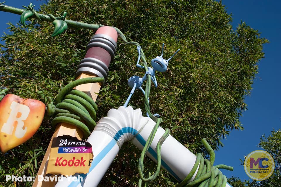 , Disneyland Update – Popping In and Bugging Out