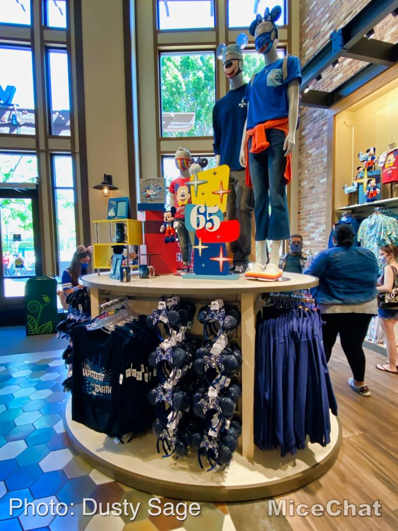 , World of Disney is OPEN with New Merchandise at Disneyland