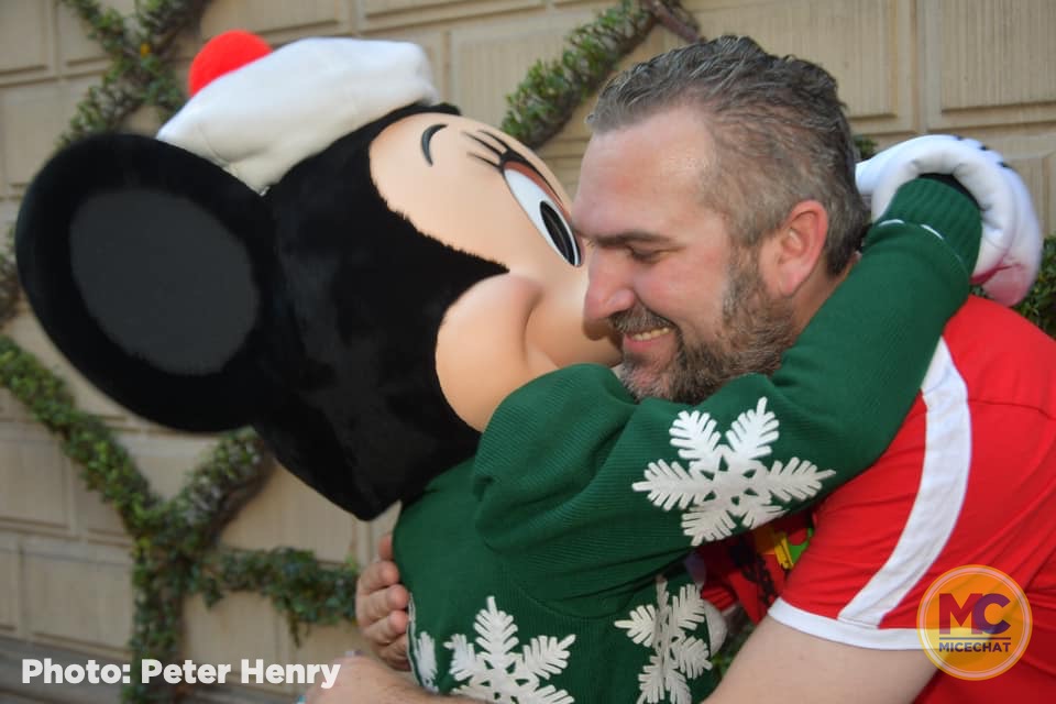 , Disneyland Update – It’s Beginning to Look a Lot Like Progress
